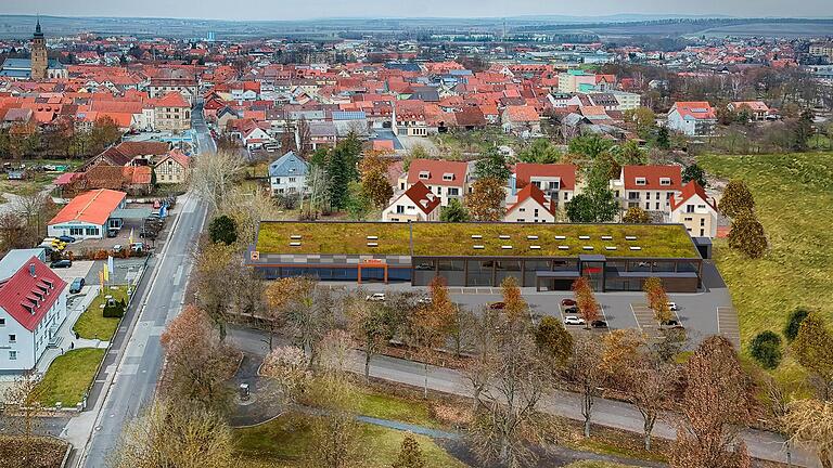 Neue Nutzung für das ehemalige Büttner-Bräu-Gelände im Süden von Bad Königshofen: Die Fotomontage zeigt, wie sich das Areal baulich verändern könnte. Neue Nutzung für das ehemalige Büttner-Bräu-Gelände im Süden von Bad Königshofen: Die Fotomontage zeigt, wie sich das Areal baulich verändern könnte.