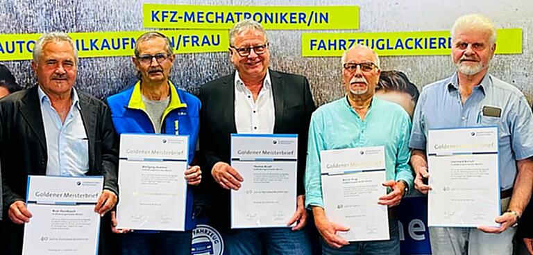 Goldene Meister, 40 Jahre (von links): Rudi Dornbusch, Wolfgang Hummel, Thomas Karpf, Reiner Klug und Leonhard Kollert.