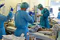 Die Haßbergkliniken behandeln derzeit 25 Corona-Patienten. Drei davon liegen auf der Intensivstation in Haßfurt (Symbolbild). Die stößt allmählich an ihre Kapazitätsgrenzen.