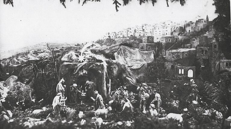 Dieses Foto aus dem Archiv des Klosters zeigt die erste Krippe auf dem Kreuzberg. Dieses Foto aus dem Archiv des Klosters zeigt die erste Krippe auf dem Kreuzberg.