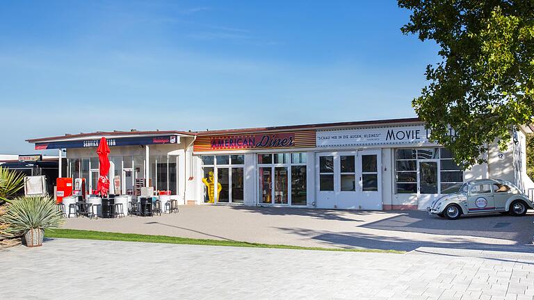 Die US-Tankstelle während der Landesgartenschau als 'American Diner'.