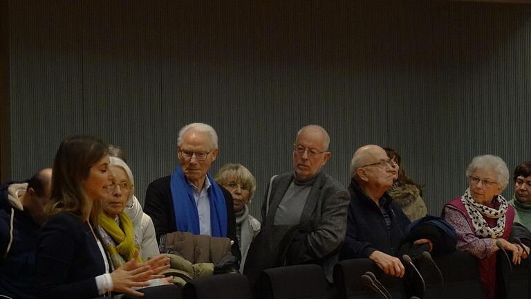 Im Rahmen der Fahrt zum Gastspiel in Berlin besuchten Freunde des Kammerorchesters auch den Bundestag. Foto: Wolfgang Reichelt       -  Im Rahmen der Fahrt zum Gastspiel in Berlin besuchten Freunde des Kammerorchesters auch den Bundestag. Foto: Wolfgang Reichelt