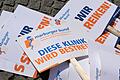 Krankenhaus-Ärzte im Warnstreik       -  Bis zu 20.000 Medizinerinnen und Mediziner an den kommunalen Krankenhäusern Bayerns sind am Montag zum Warnstreik aufgerufen. (Archivbild)