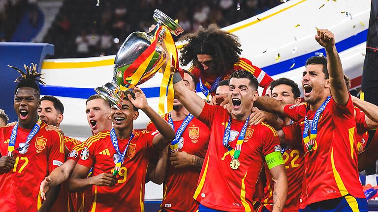 Euro 2024: Spanien - England       -  Der vierte Titel: Nie hat eine Nationalmannschaft so erfolgreich bei einer EM gespielt.