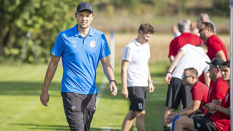 Julian Grell muss gehen. Seit Anfang dieser Woche ist der 35-Jährige nicht mehr Trainer beim Landesligisten SV Euerbach/Kützberg.