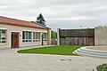Der ehemalige Kindergarten in Hausen (links) heißt heute 'Haus am Plätzle'. Er grenzt an den neuen Rathausplatz. Er soll umgebaut werden. Was aus dem Nebengebäude (rechts) werden soll, steht noch nicht fest.