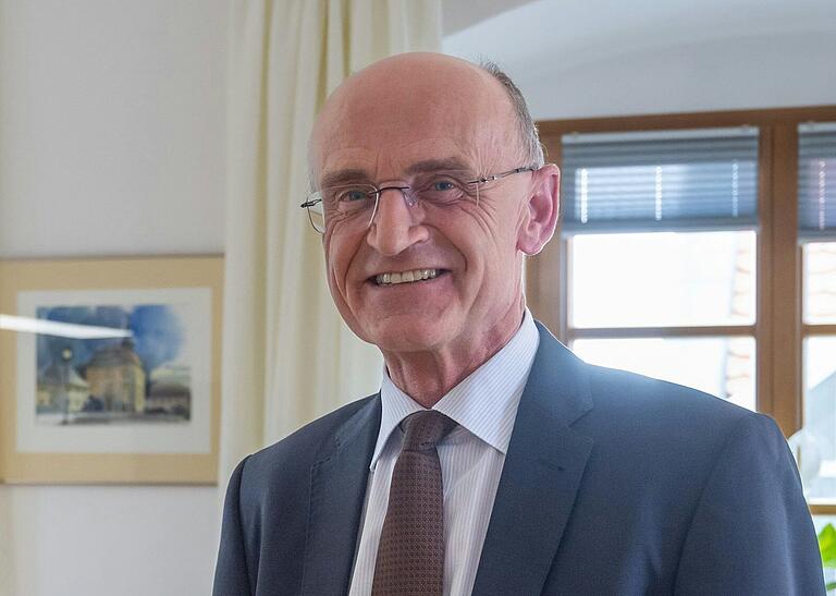 Landrat Wilhelm Schneider genießt die persönliche Atmosphäre bei Konzerten und Veranstaltungen im Schüttbau.