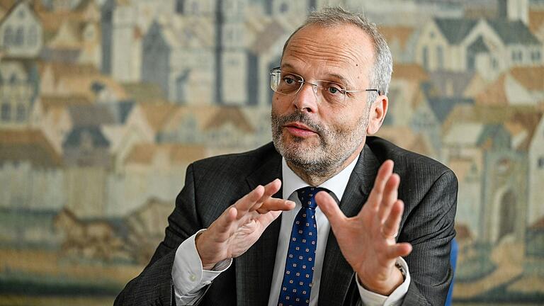 Ist seit 2018 der Antisemitismusbeauftragte der Bundesregierung: der parteilose Jurist und Diplomat Felix Klein.&nbsp;