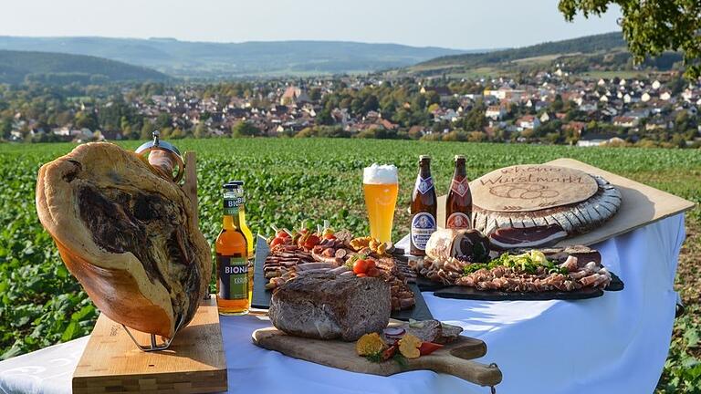 Wurstkreationen der Metzgerei Ortlepp können bei einer Gästeführung in Ostheim verkostet werden.