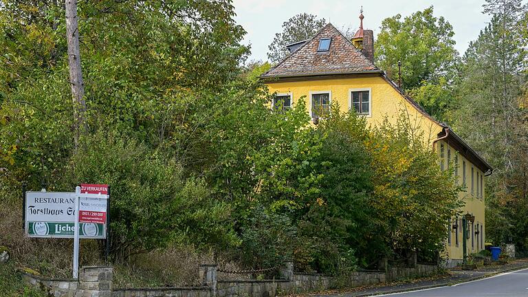 Das beliebte Ausflugsziel Forsthaus Guttenberg in Reichenberg wird verkauft. Die Gaststätte mit Biergarten steht schon länger leer. Das beliebte Ausflugsziel Forsthaus Guttenberg in Reichenberg wird verkauft. Die Gaststätte mit Biergarten steht schon länger leer.