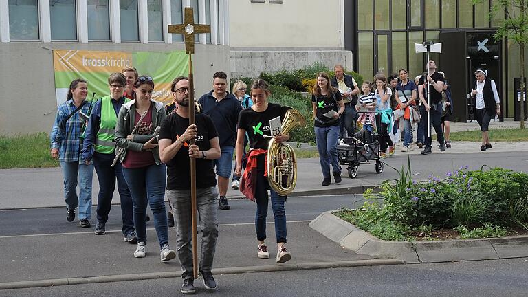 Stern-Bittprozession 2022, Jugendkirche kross