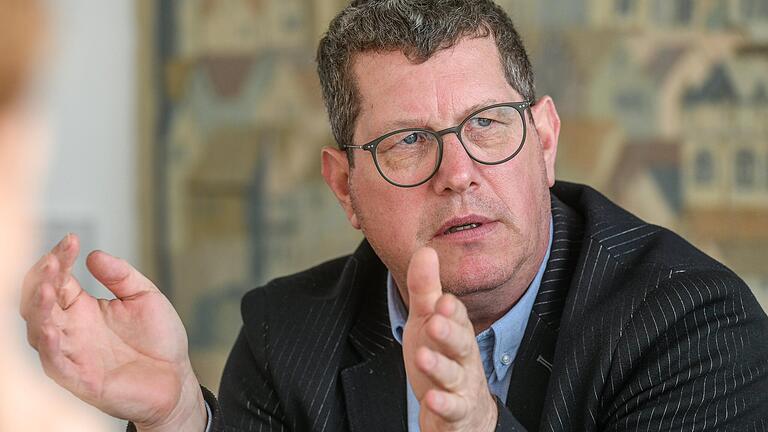 Stefan Köhler, Präsident des unterfränkischen Bauernverbands, spricht im Interview über die Herausforderungen der Landwirtschaft in Unterfranken.