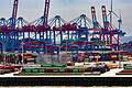 Hamburger Hafen       -  Die Mehrheit der deutschen Firmen geht laut Ifo-Institut davon aus, dass in nächster Zeit weniger Auslandsaufträge eingehen.
