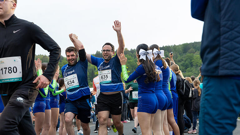 Rund 1800 Teilnehmende starteten am 08.05.2024 beim 10. Krick Firmenlauf in Eibelstadt.