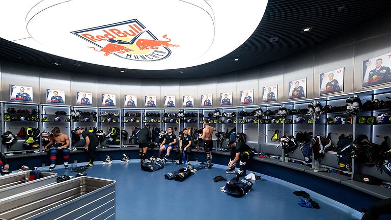 EHC Red Bull München       -  Der EHC Red Bull München muss auf Adam Brooks verzichten.