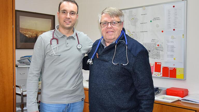 Zwei, die sich gut verstehen: Dr. Ivan Zmiric (links) aus Belgrad in Serbien übernimmt vom Obbacher Landarzt Gerhard Müller (rechts) die Hausarztpraxis. Der 68-jährige will zum 9. Januar in den Ruhestand gehen. Zwei, die sich gut verstehen: Dr. Ivan Zmiric (links) aus Belgrad in Serbien übernimmt vom Obbacher Landarzt Gerhard Müller (rechts) die Hausarztpraxis. Der 68-jährige will zum 9. Januar in den Ruhestand gehen.
