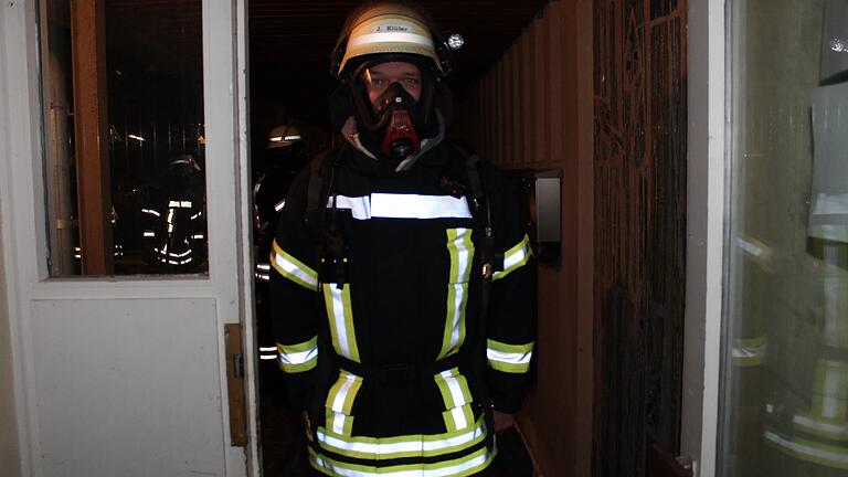 Anstregende Aufgabe: Die Atemschutzgeräteträger der Feuerwehr Mellrichstadt üben den Ernstfall.