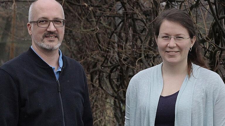 Die Gartenbauingenieure Maria Lutz und Nikolai Kendzia geben Tipps, wie man einen Garten anlegt.