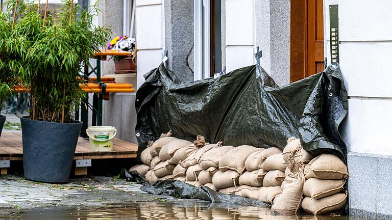 Hochwasser in Bayern - Passau       -  Das Hochwasser sorgte für schwere Schäden.