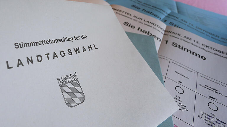 Bayern Landtagswahl Stimmzettel.jpg - Für die Landtagswahl in Bayern gibt es verschiedene Termine und Fristen. Bayern Landtagswahl Stimmzettel.jpg - Für die Landtagswahl in Bayern gibt es verschiedene Termine und Fristen.