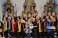 Der Gospelchor Troubadour aus Rimpar mit Beatrice Kühl für den Kindergarten Karlburg.