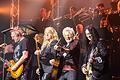 Rock meets Classic: Kevin Cronin von REO Speedwagen (Zweiter von rechts) mit der Mat-Sinner-Band und dem RmC-Symphony-Orchestra.