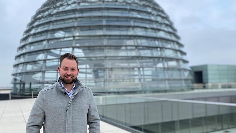 Der Schonunger Bundestagsabgeordnete Markus Hümpfer (SPD) hält Ankerzentren für 'den falschen Weg' in der Migrationspolitik. Der Schonunger Bundestagsabgeordnete Markus Hümpfer (SPD) hält Ankerzentren für 'den falschen Weg' in der Migrationspolitik.