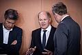 Scholz, Lindner, Habeck.jpeg       -  Bundeskanzler Olaf Scholz (mittig), Bundesfinanzminister Christian Lindner (rechts) und Bundeswirtschaftsminister Robert Habeck streiten in der Bundesregierung über viele Themen.