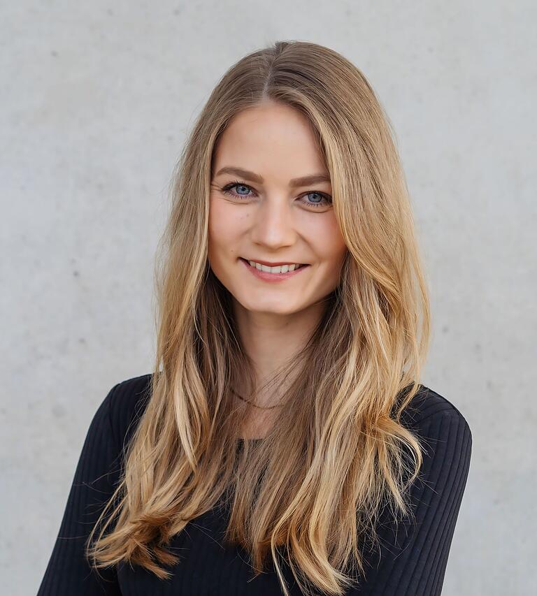 Bettina Meiners bringt Gustav Mahlers 'Rückertlieder' zu Gehör. Bettina Meiners bringt Gustav Mahlers 'Rückertlieder' zu Gehör.