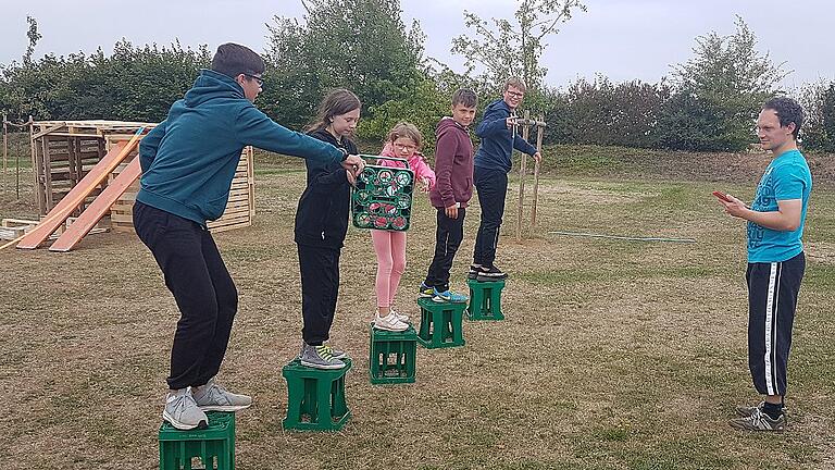 Bei der Lagerolympiade im Rahmen des Zeltlagers der Kolpingfamilie Sulzheim bei Abersfeld waren Geschicklichkeit und Teamgeist gefragt.