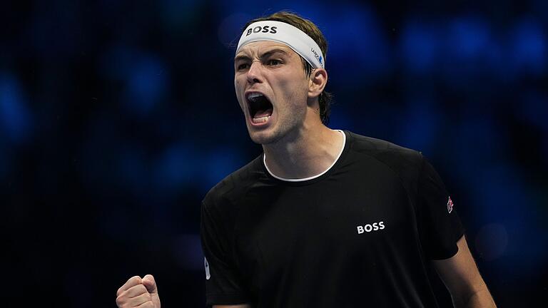 ATP-World Tour Finals in Turin - Halbfinale       -  Zum vierten Mal nacheinander gewinnt Taylor Fritz gegen Alexander Zverev.