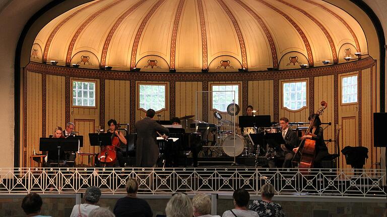 Im Konflikt zwischen der Staatsbad Philharmonie Kissingen und der Staatsbad GmbH hat die Gewerkschaft Deutsche Orchestervereinigung das 'individuelle Angebot' der Stadt Bad Kissingen abgelehnt.