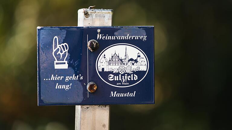 Der Wanderweg ist gut ausgeschildert.