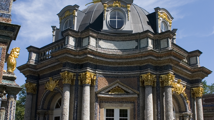 Schlosskirche Bayreuth Eremitage       -  Könglich 'Ja-sagen' in der Schlosskirche Bayreuth.