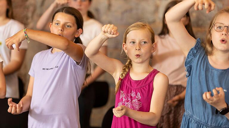 'Komm, sing' mit!' ist das Motto am 'Tag der offenen Dommusik' am Samstag in Würzburg. 'Komm, sing' mit!' ist das Motto am 'Tag der offenen Dommusik' am Samstag in Würzburg.