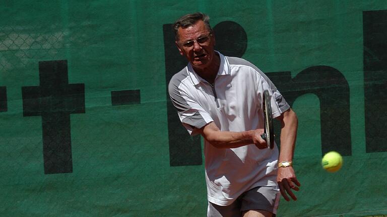 Bernd Stucke als Tennisspieler des TC Rot-Weiß Mellrichstadt.