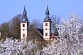 Auf dem Osterweg: Am Kloster Triefenstein im Landkreis Main-Spessart kann man auf 15 Stationen am Karfreitag und Karsamstag die letzte Tage Jesu nachverfolgen. Auch für Kinder ist Spannendes dabei.