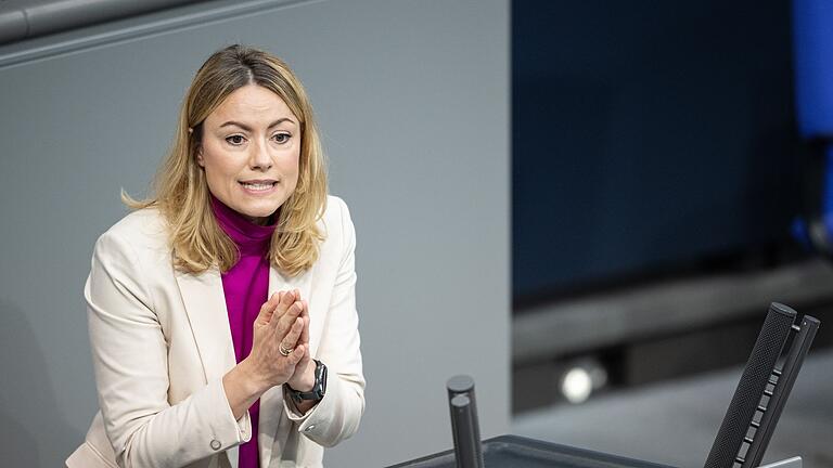 Clara Bünger (Die Linke) - Die Innenpolitikerin Clara Bünger (Die Linke) (Archivfoto) Clara Bünger (Die Linke) - Die Innenpolitikerin Clara Bünger (Die Linke) (Archivfoto)
