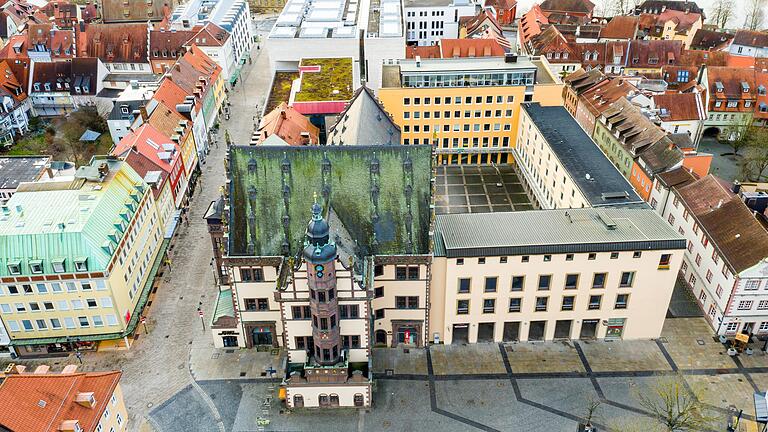 Die Stimmung bei den Mitarbeitenden in der Stadtverwaltung im Schweinfurter Rathaus ist schlecht – jedenfalls, wenn man der Einschätzung des Personalratsvorsitzenden Christof Klingler folgt.