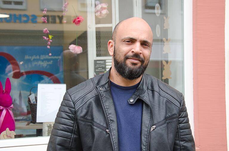 Khalil Hosni spricht über die Mieten in Haßfurt. Khalil Hosni spricht über die Mieten in Haßfurt.