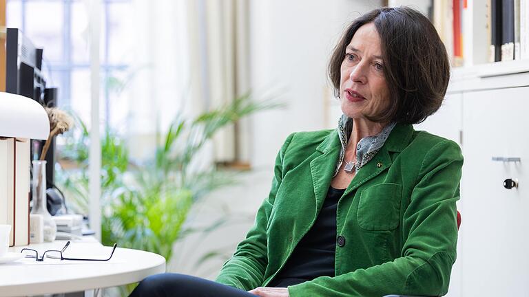 Die Würzburger Professorin Anja Amend-Traut leitet die Aufarbeitungskommission, die ein Missbrauchsgutachten in Auftrag geben wird. Die Würzburger Professorin Anja Amend-Traut leitet die Aufarbeitungskommission, die ein Missbrauchsgutachten in Auftrag geben wird.