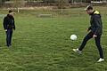 Prappachs Spielertrainer Alexander Derra (rechts, hier im lockeren Zusammenspiel mit seinem Bruder Jan-Michael) macht sich mehr Sorgen um den Fußball im Allgemeinen als um seine SG Prappach/Oberhohenried.
