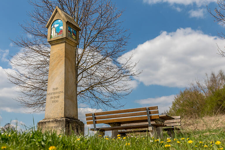 Der Start- und Zielpunkt der Wanderung befindet sich in Stadelhofen im Landkreis Bamberg.