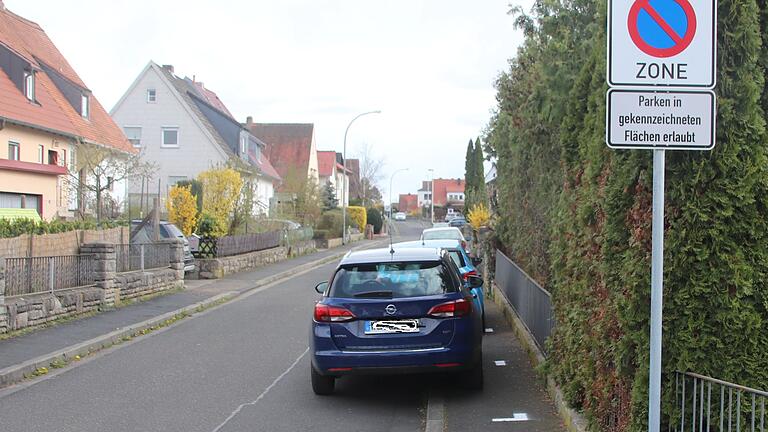 Viele Anwohner parken in den Straßen. Das bringt Gefahren mit sich.