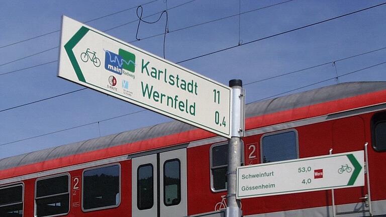 In Wernfeld stoßen der Maintal- und der Werntalradweg aufeinander.