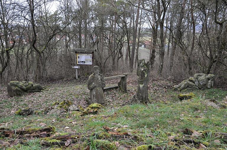 Nach der Ölberggruppe mit dem betenden Jesus erhielt der Streifberg den Namen Ölberg. Nach der Ölberggruppe mit dem betenden Jesus erhielt der Streifberg den Namen Ölberg.