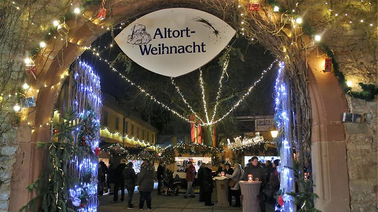Die Altortweihnacht in Veitshöchheim findet das erste Mal seit zwei Jahren wieder statt. Die Altortweihnacht in Veitshöchheim findet das erste Mal seit zwei Jahren wieder statt.