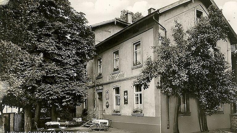 Gasthaus Adrio mit Biergarten unter den Kastanien: Die Postkarte aus den 70er Jahren stammt aus der Sammlung Hans-Georg Herch. Gasthaus Adrio mit Biergarten unter den Kastanien: Die Postkarte aus den 70er Jahren stammt aus der Sammlung Hans-Georg Herch.