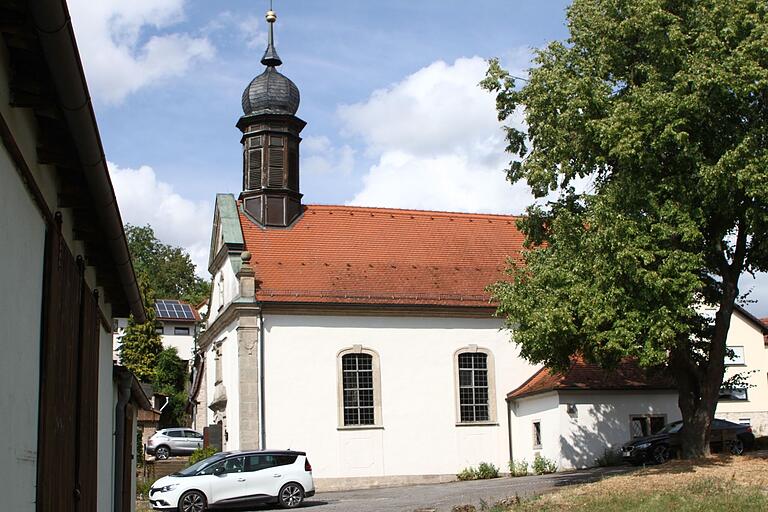 Blick auf die Kirche St. Wendelin von Süden. Blick auf die Kirche St. Wendelin von Süden.