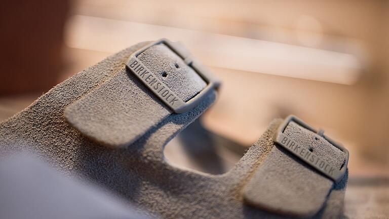 Birkenstock       -  Am BGH ging es um mehrere Sandalen-Klassiker von Birkenstock.